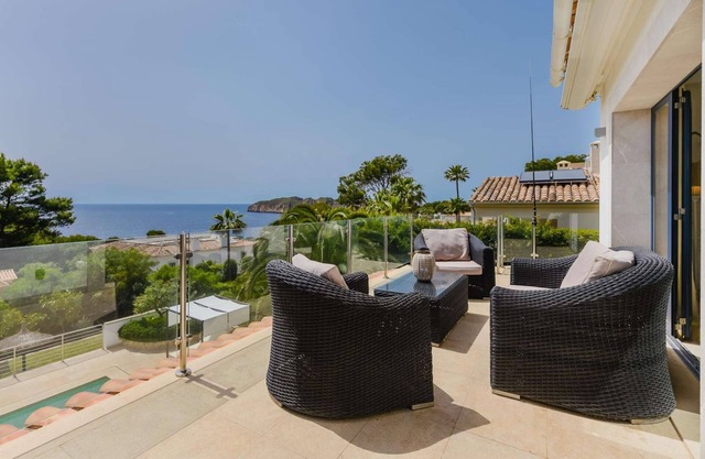 Spectacular Sea View Villa in Santa Ponsa Nova for 6 Guests - Ref. 2550