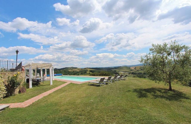 Spectacular villa with view