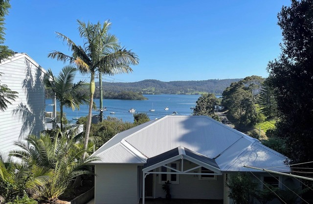 Spectacular Wagonga inlet views. Luxury house in the Heart of Narooma.