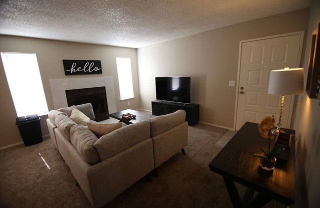 Spencer · 35% Off Fall Special - Convenient Condo