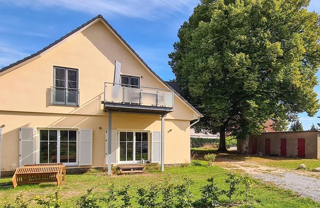 Spend a relaxing vacation in this beautiful apartment with proximity to nature and several activitie