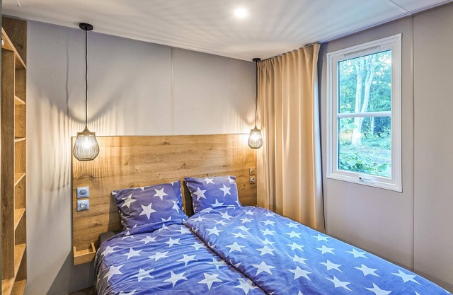 Spend a relaxing break with the family in this cosy holiday home.