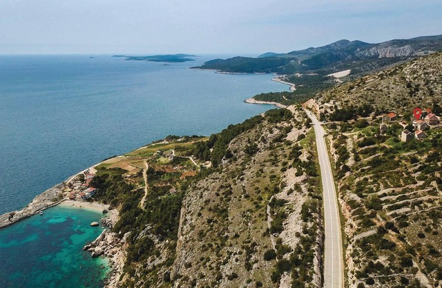 Spend a relaxing vacation in the small, picturesque village of Zara.