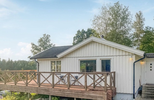 Spend an unforgettable vacation near the lake in this inviting vacation home.