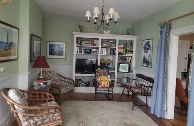 Spend summer in historic Newburyport home, walk to downtown, bike to beach.