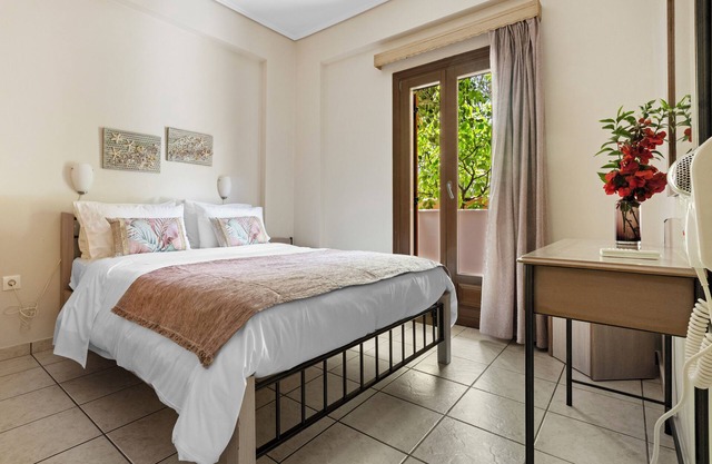 Spetses Center Comfy Apartment 3