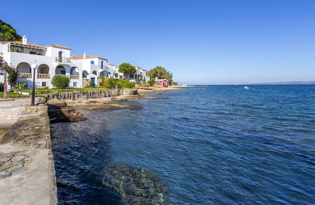 Spetses, Traditional Villa on the Waterfront