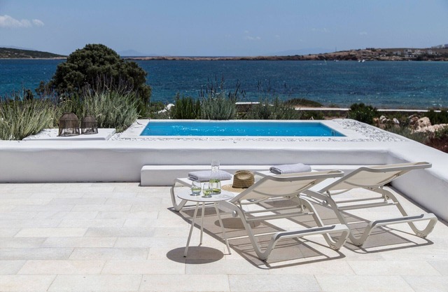 Splendid Paros Villa | Villa Kallisti | 2-Bedrooms | Breathtaking Sea Views | Private Outdoor Pool | Private Furnished Terrace | Peaceful Outdoor Ambiance | Prime Location