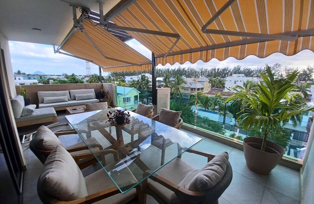 SPLENDID PENTHOUSE 2022 LARGE TERRACE SEA VIEW 5MN WALK FROM THE BEACH