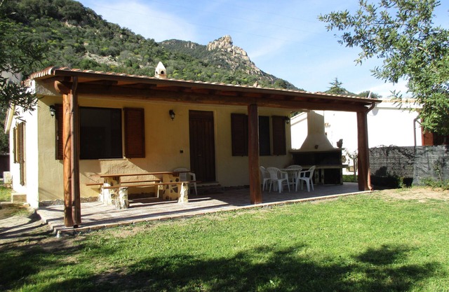 Splendid single house distant 300 meters from the sea with veranda and barbecue