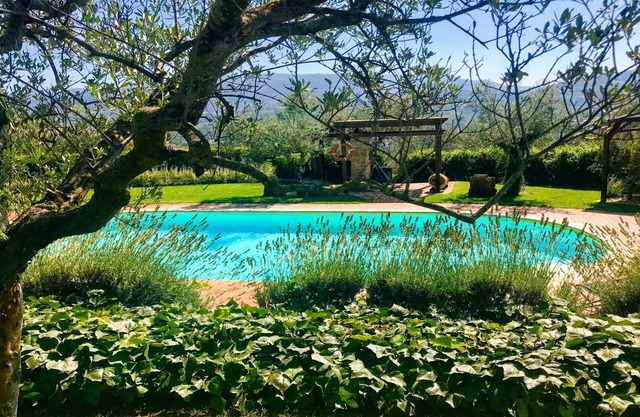 SPOLETO TRANQUILITA + POOL. SLEEPS 20. ROME 1 HOUR