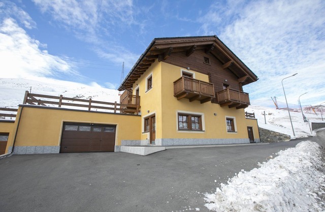 Sponda Ski in- Ski out 50m, Livigno, Italy