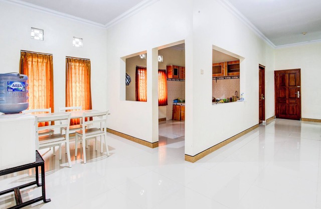 SPOT ON 94007 Homestay Putra Syariah