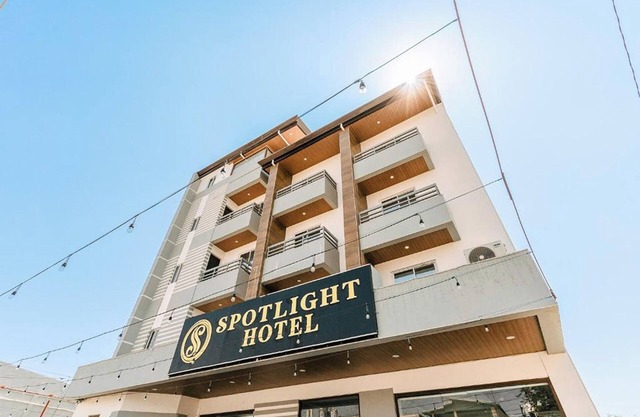 Spotlight Hotel near Hundred Islands wharf