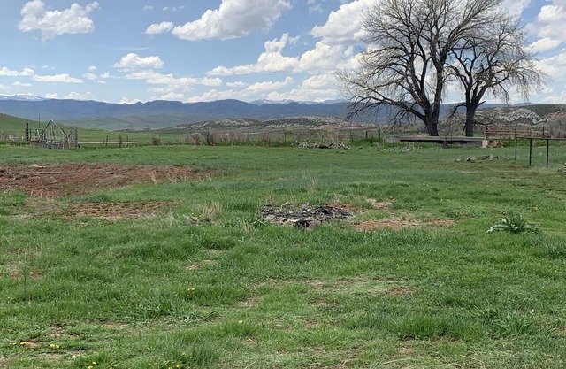Sprawling Ranch RV Parking