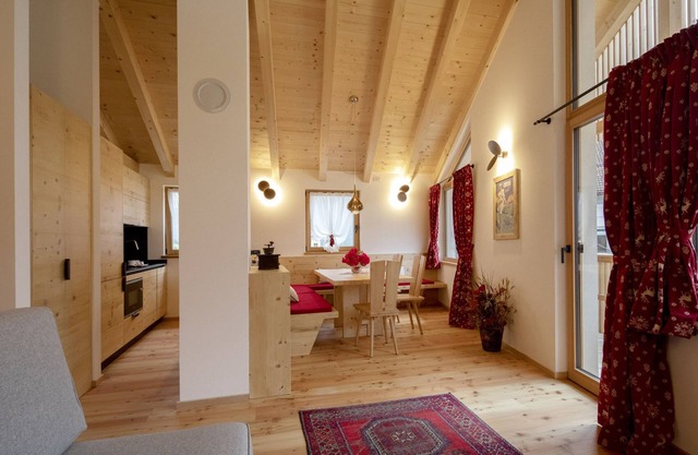 Spruce Roe Chalet 2