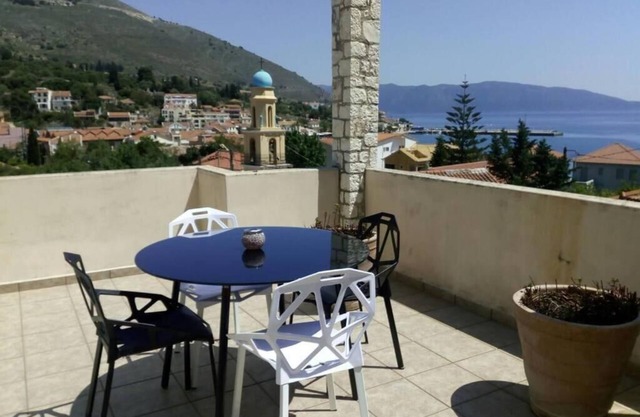 Spyros House, 3 bedrooms, amazing sea view in Agia Efimia