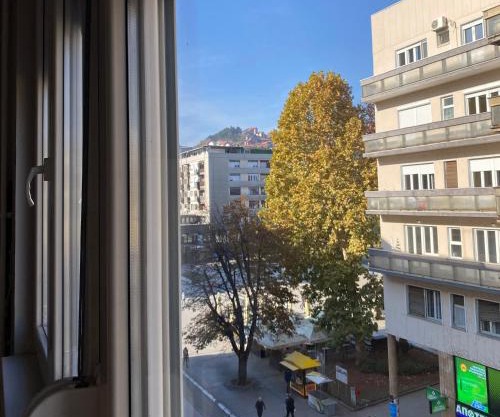 Square View Apartment