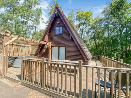 Squirrel Lodge