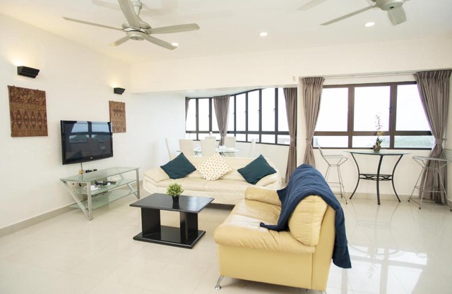 Sri Sayang Seaview Holiday Home