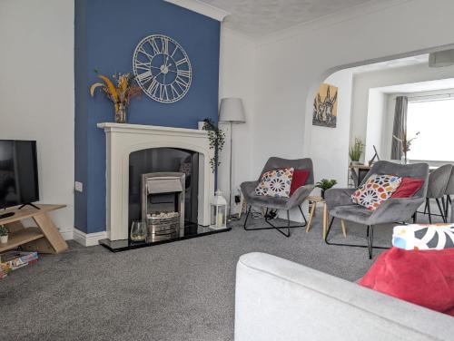 St Johns Hse-3BR-FREE Parking-Workers-Kitchen-WiFi-Dog Friendly