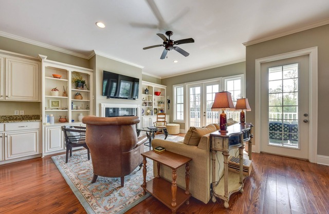 St Marys Townhome w/Community Hot Tub & Boat Dock