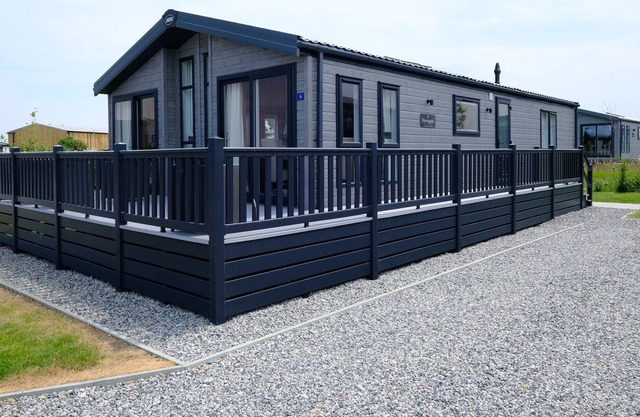 ST PETROCS 6, family friendly, luxury holiday cottage in Padstow