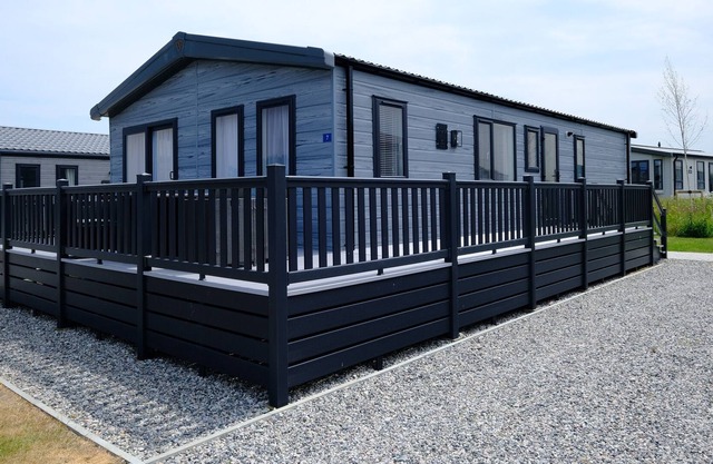 ST PETROCS 7, family friendly, luxury holiday cottage in Padstow