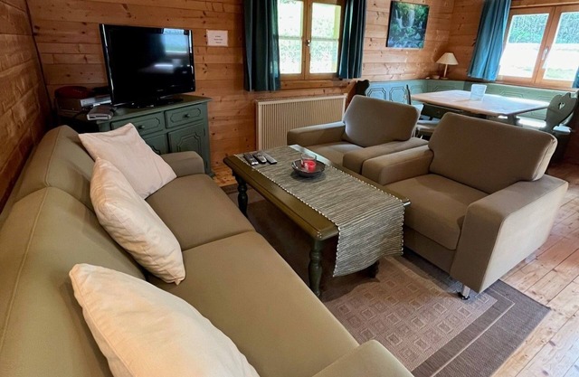 STA-11 - Cozy wooden log cabin with covered veranda HT - Naturerlebnisdorf