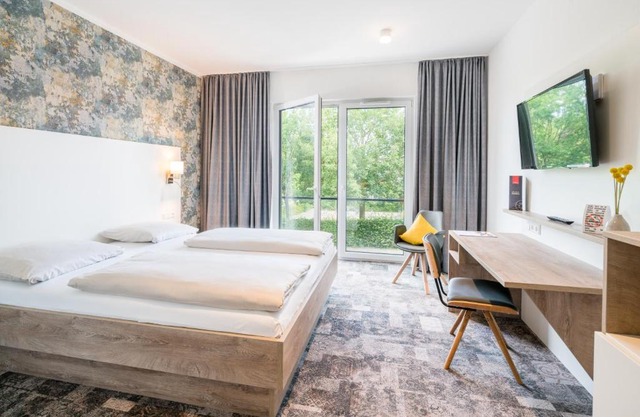 Stadthotel Lohne, Self Check In, mit Bäckerei und Cafe