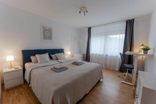 Stadtkern - Kingsize - 24h Check In - Arbeitsplatz - Nespresso - Vollausgestattet