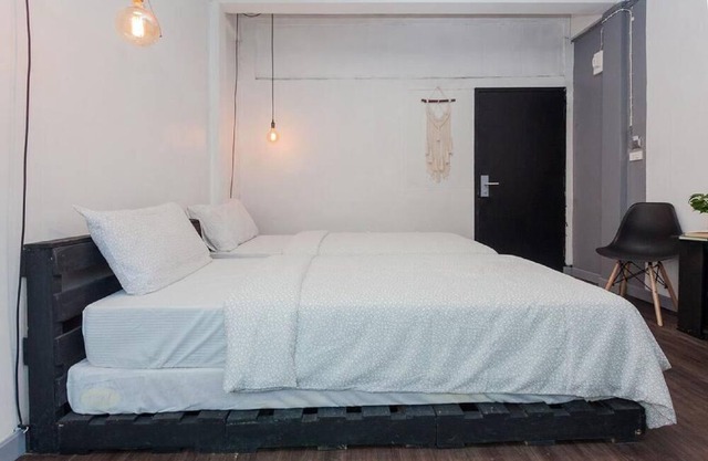 Standard Twin Room with private bathroom (T01)