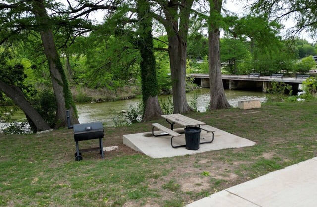 Standalone Double Queen Cabin near River #12