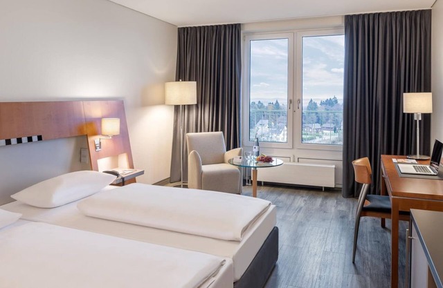 Standard double room - Dorint Am Nürburgring/Hocheifel