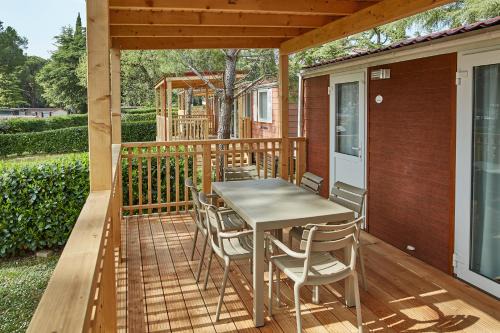 Standard Mobile Homes - Hotel & Resort Adria Ankaran