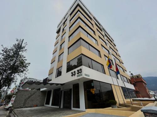 Stanford Suites Hotel 