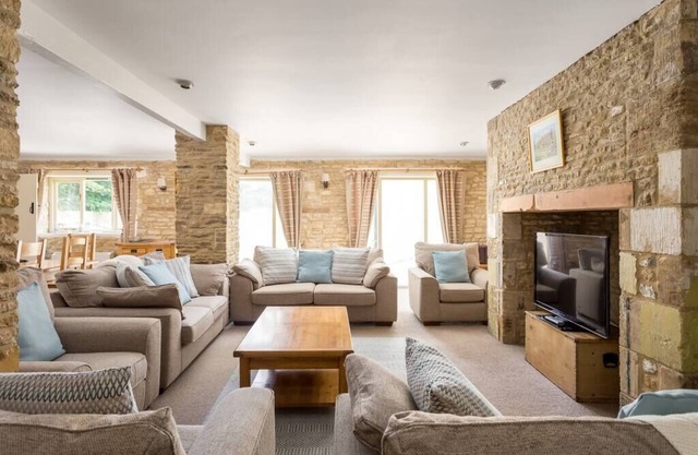 Stanton House, 6 bed, 5 bath