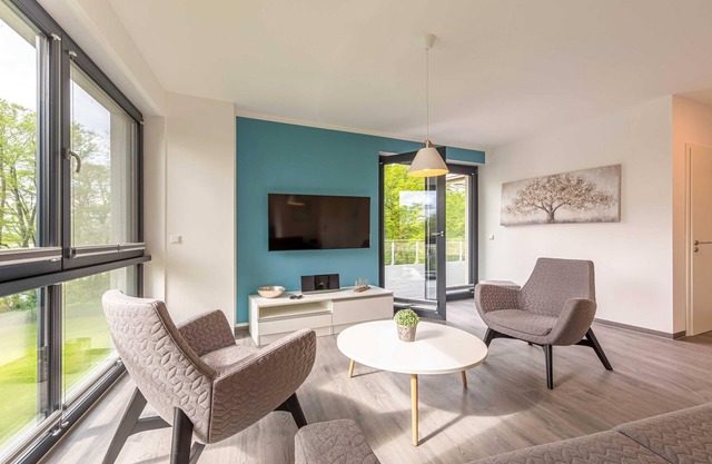 Star apartment with roof terrace and view of Lake Krakow