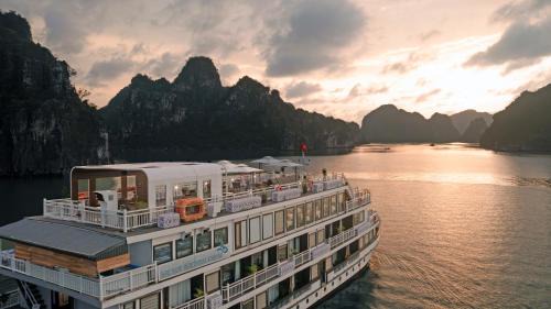 Star Boutique Cruise