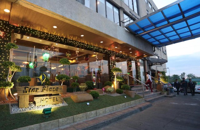 Star Plaza Hotel
