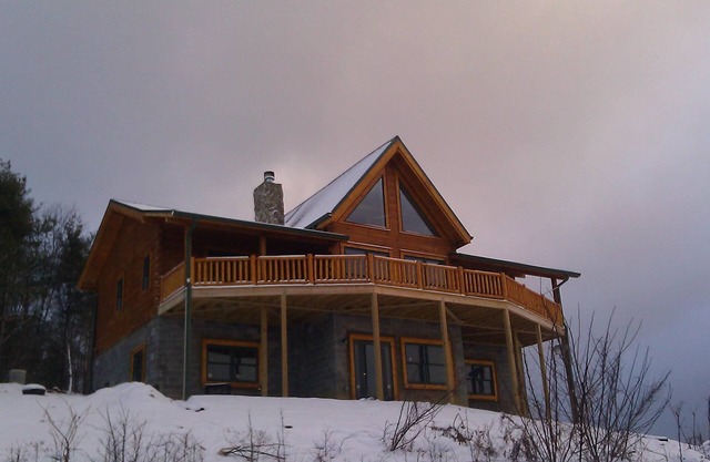 Stargazer - Panoramic Long Range Views, Hot Tub, WiFi, 4 Acres
