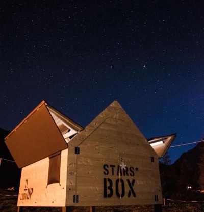 StarsBOX