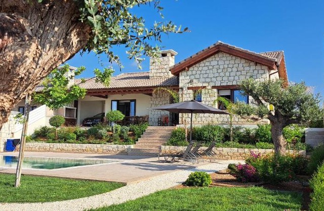 STAY Chrystallia Holiday Villas