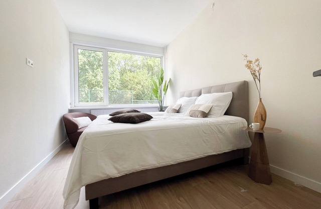 Stay connected with free Wi-Fi and be just minutes from University Tilburg. Affordable, convenient, and perfect for students who want comfort and value.