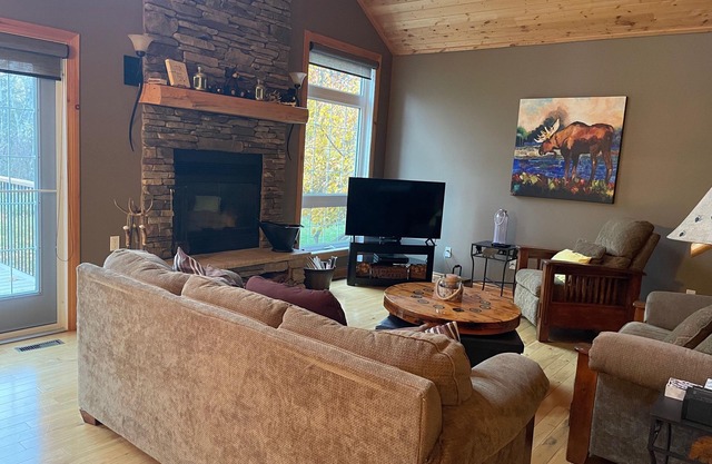 Stay in Luxury at Clear Lake