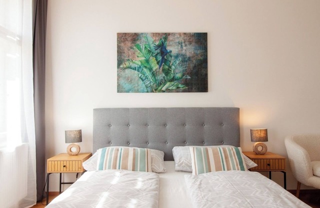 Stay Inn | Relax in Style: Charming Apt