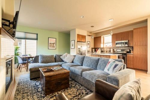 Stay Portland - Modern 4 BR Home Walkable to Alberta and more