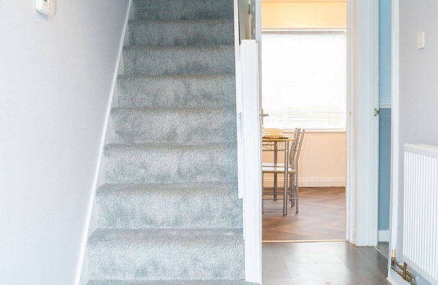 Stay @ Queslett Road, Birmingham - 3 Bedroom House