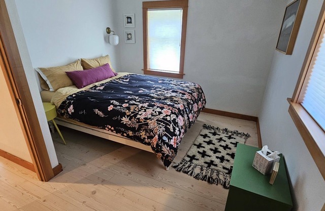 Stay Wildwood - A magical house with a dedicated workspace and library.