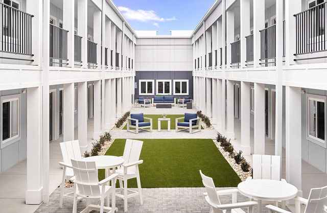 stayAPT Suites Auburn